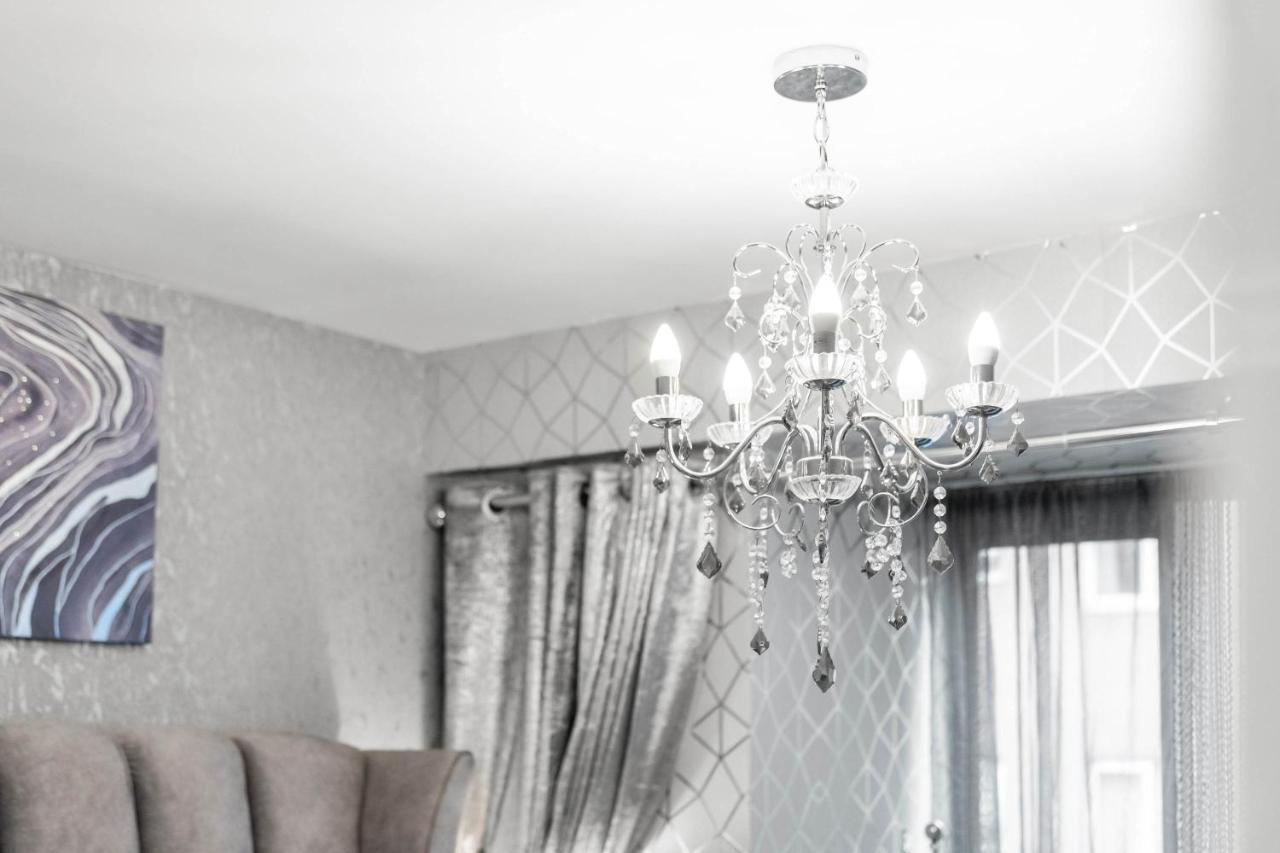 Luxury City Centre Apartment - Parking - Smart Tv - Wifi - Intercom Birmingham Exteriér fotografie